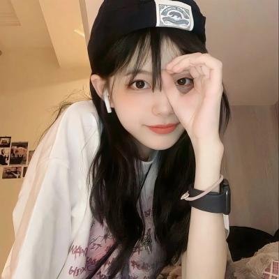 隔壁的吸血鬼美眉